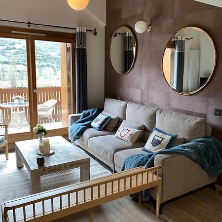 Tuca Del Mont Apartment เบนาสเก ภายนอก รูปภาพ